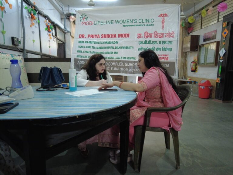 Alt="Best-Gynae-Doctor-in-Noida-Sector-51"/>