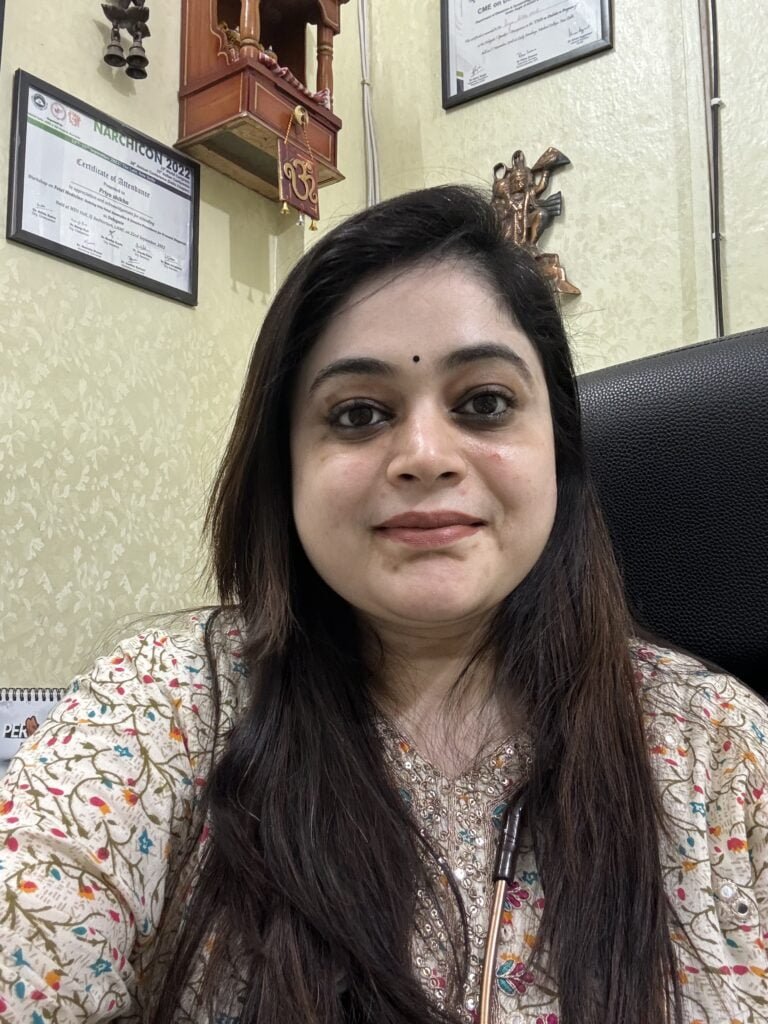 Alt="Top-Gynaecologist-in-Noida"/>